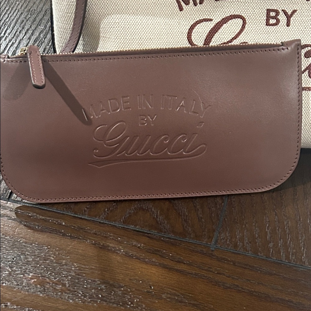 Gucci Craft Canvas & Leather Tote Bag - Picture 10 of 12